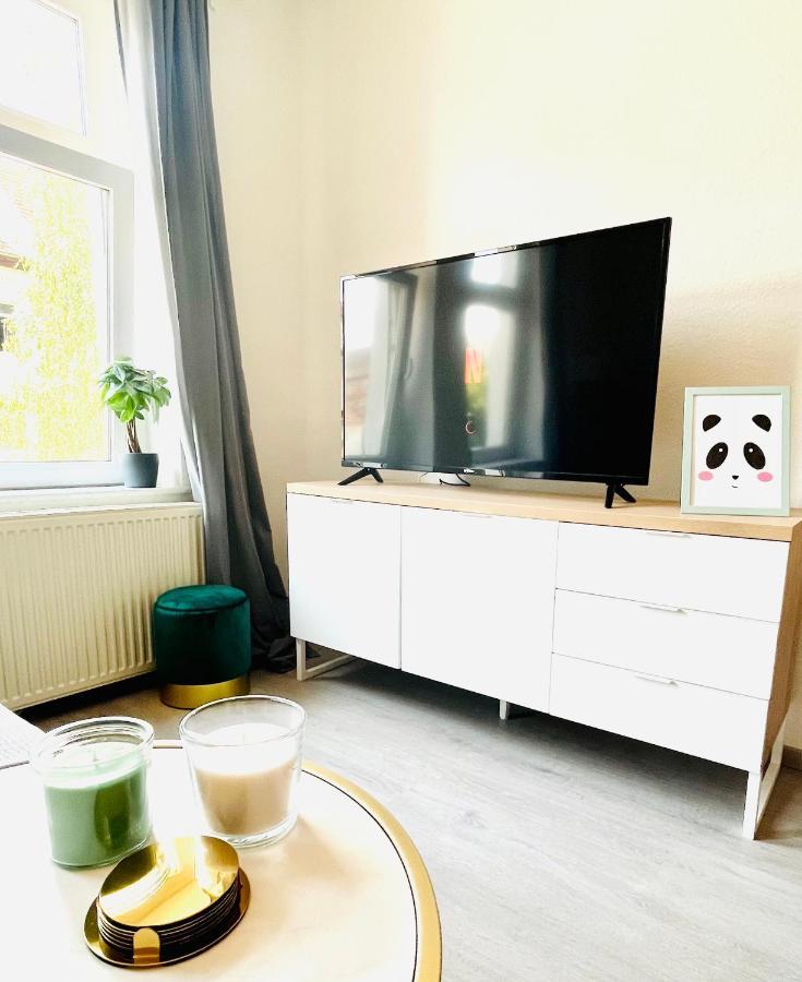 Renoviertes Apartment In Zentraler Lage - Wlan, Smart-Tv, Kuche, Balkon Und Queensize-Bett Fur 4 Gaste Erfurt Exteriér fotografie